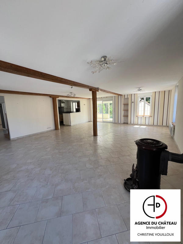 Maison traditionnelle - 310 m² - 6 pièces