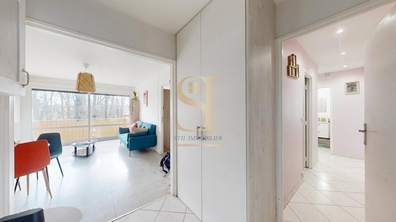 Appartement - 92 m² - 5 pièces