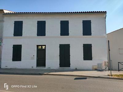 Maison - 207 m² - 11 pièces