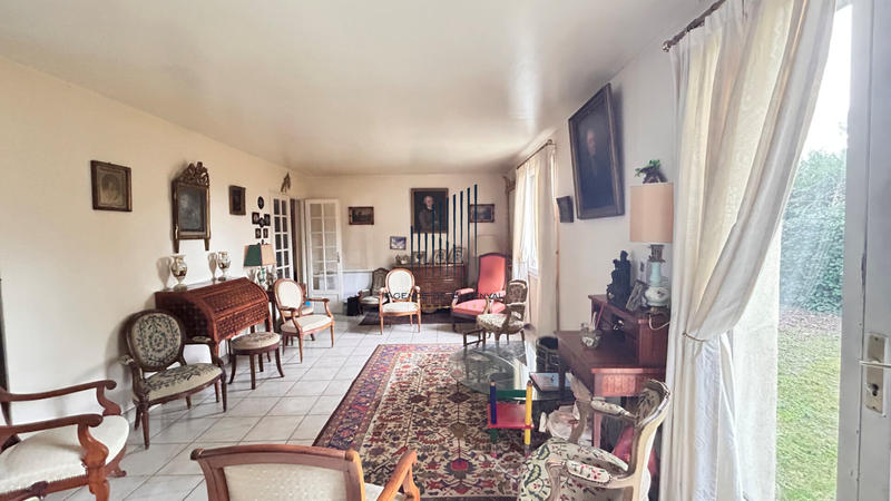 Maison - 137 m² - 7 pièces