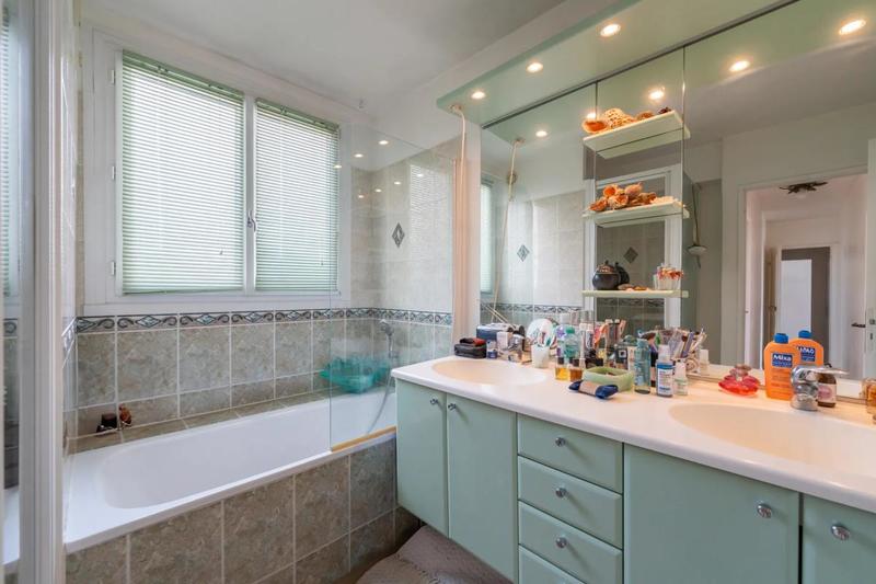 Appartement - 86 m² - 4 pièces