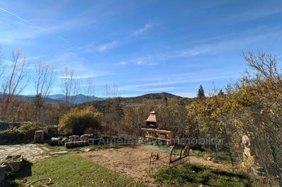 Maison - 97 m² - 3 pièces