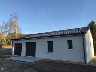 Maison - 95 m² - 4 pièces