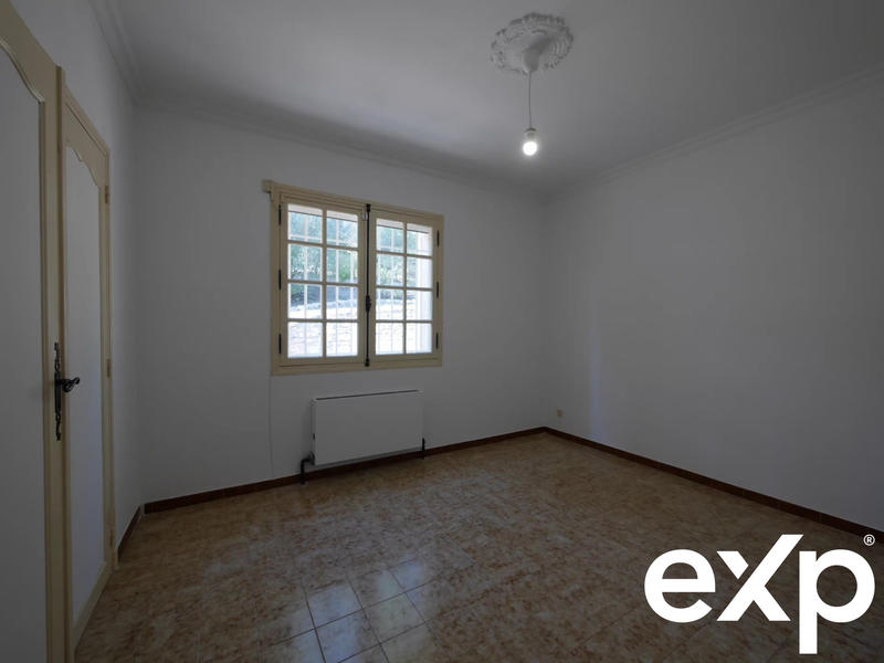 Maison - 195 m² - 8 pièces