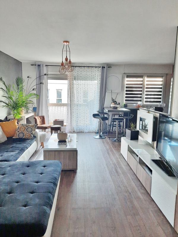 Appartement - 84 m² - 4 pièces