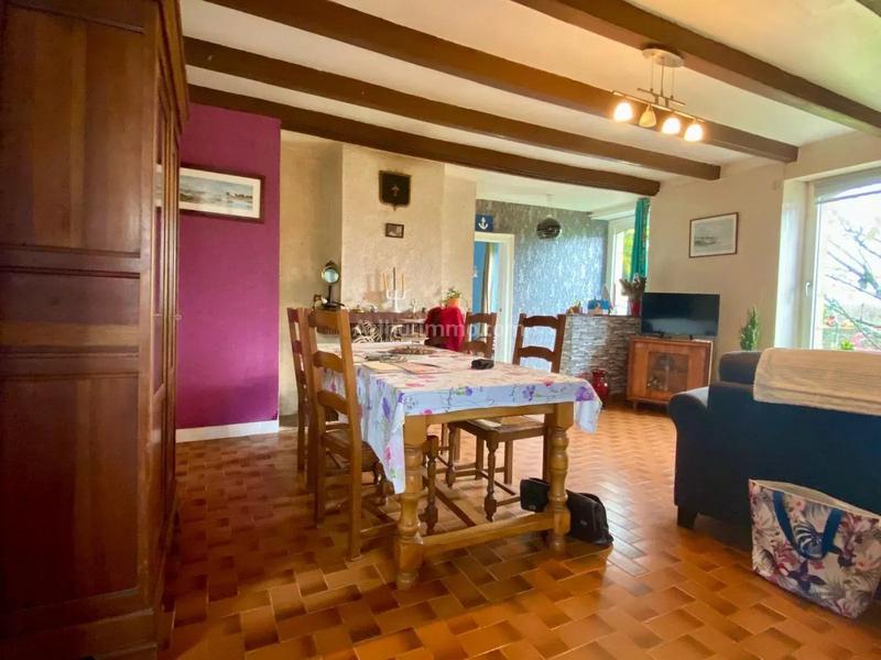 Maison - 140 m² - 7 pièces