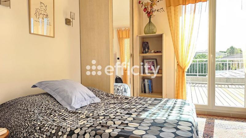 Maison - 162 m² - 6 pièces