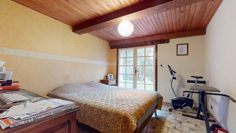 Maison - 430 m² - 16 pièces