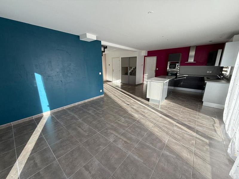 Maison - 110 m² - 5 pièces