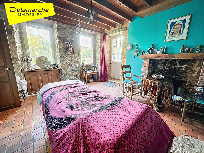 Maison - 208 m² - 9 pièces