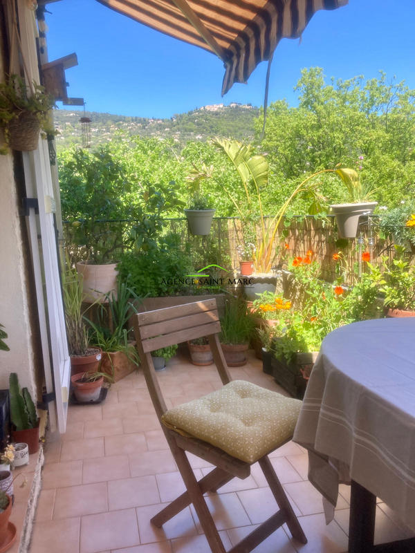 Appartement - 75 m² - 3 pièces