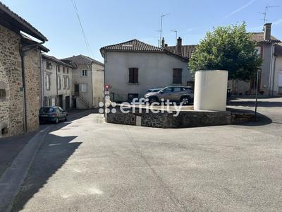 Maison - 200 m² - 4 pièces