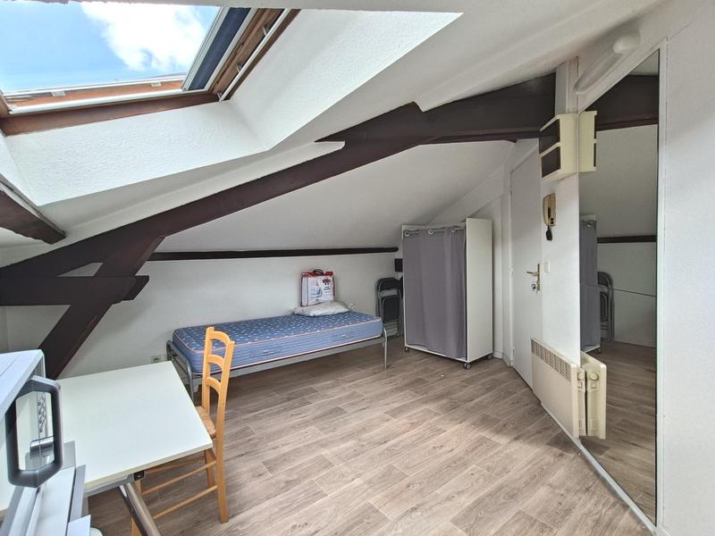 Appartement - 7 m² - 1 pièce