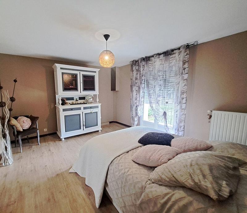 Maison - 138 m² - 5 pièces