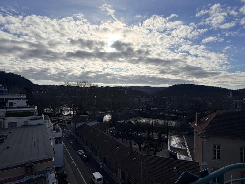 Appartement - 107 m² - 5 pièces