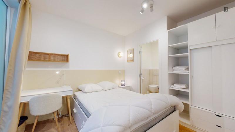 Chambre - 13 pièces