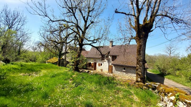 Maison - 326 m² - 15 pièces