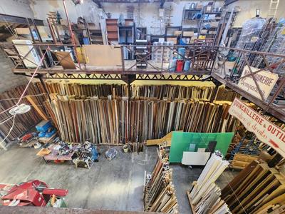 Entrepôt - 750 m² - 5 pièces