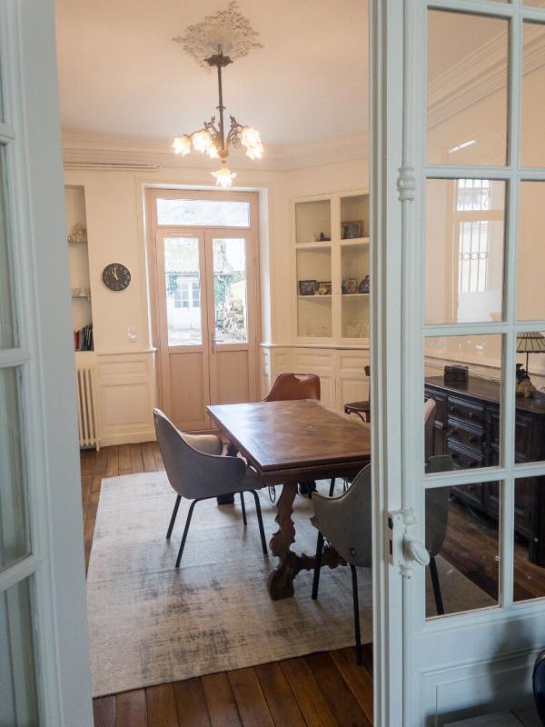 Maison - 198 m² - 9 pièces