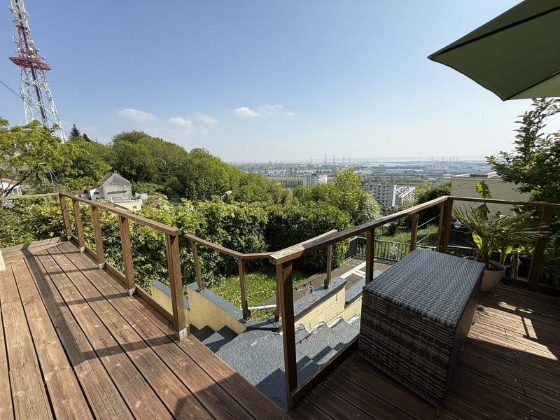 Maison - 84 m² - 5 pièces