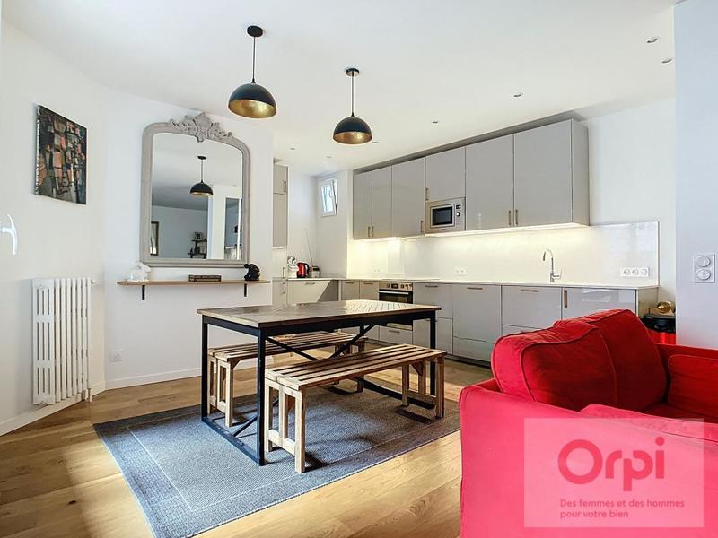 Appartement - 86 m² - 4 pièces