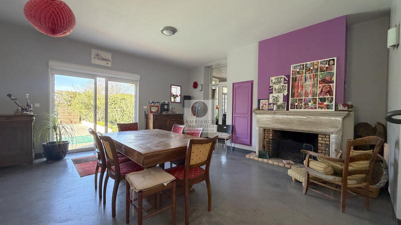 Maison - 306 m² - 10 pièces