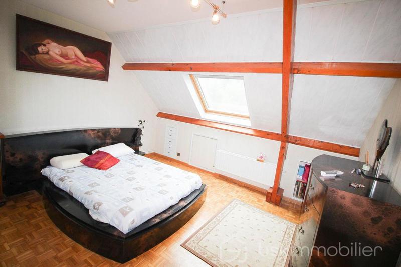 Demeure - 172 m² - 9 pièces