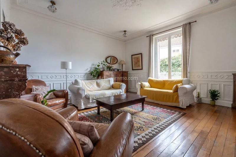 Maison - 194 m² - 7 pièces