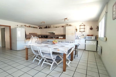 Maison de village - 138 m² - 7 pièces