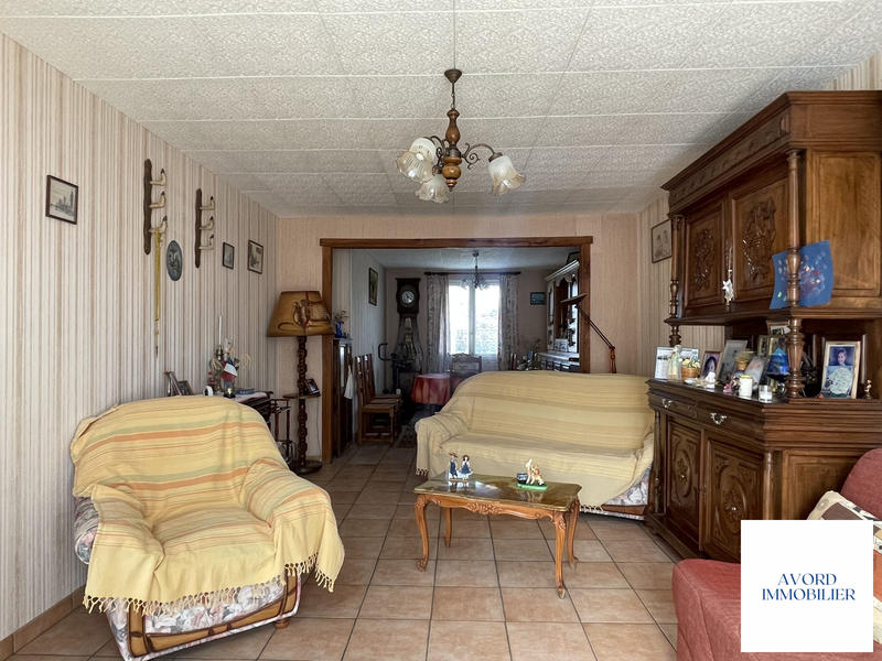 Maison - 80 m² - 5 pièces