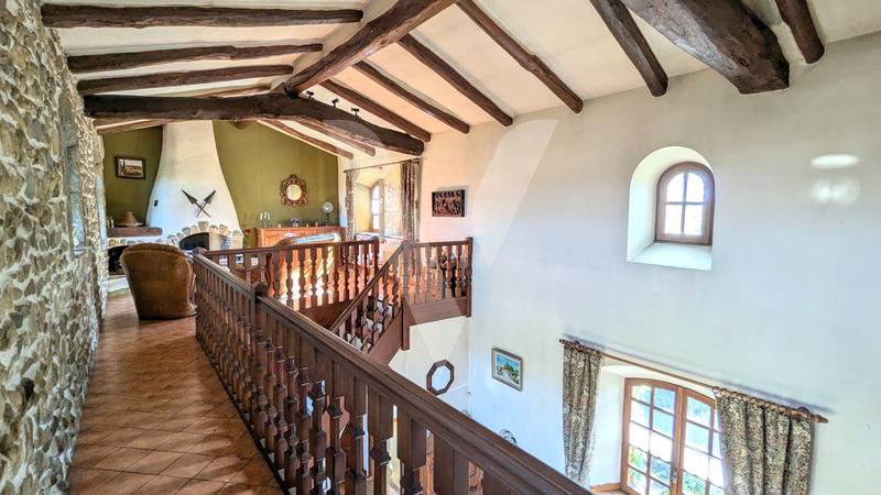 Maison - 140 m² - 7 pièces