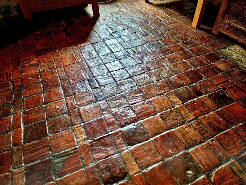 Maison - 225 m² - 9 pièces