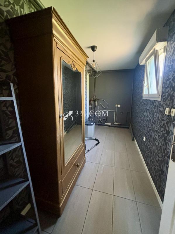 Maison d'architecte - 230 m² - 7 pièces