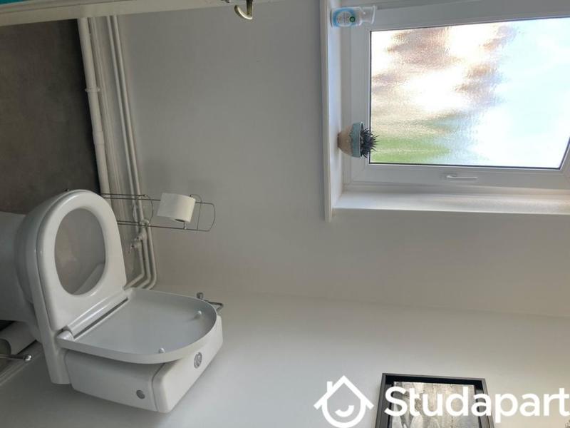 Chambre - 13 m² - 1 pièce