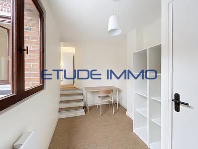 Studio - 25 m² - 1 pièce
