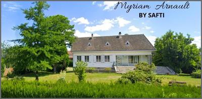 Maison - 200 m² - 7 pièces