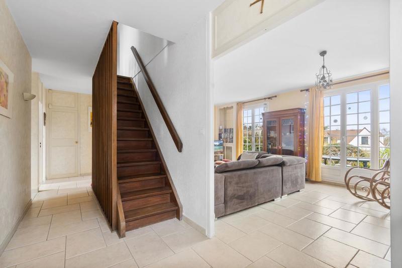 Maison - 134 m² - 7 pièces