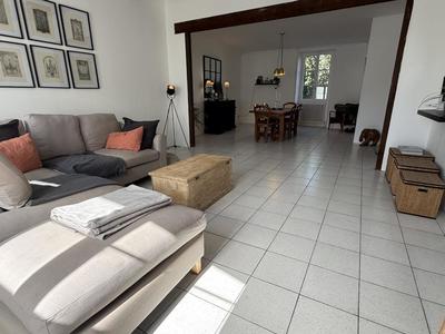 Maison de ville - 180 m² - 8 pièces