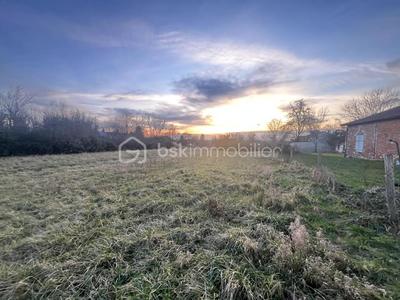 Terrain constructible - 951 m²