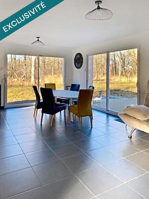 Maison - 100 m² - 5 pièces