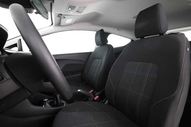 Ford Fiesta 1.1 Cool &amp; Connect 3p 85 ch