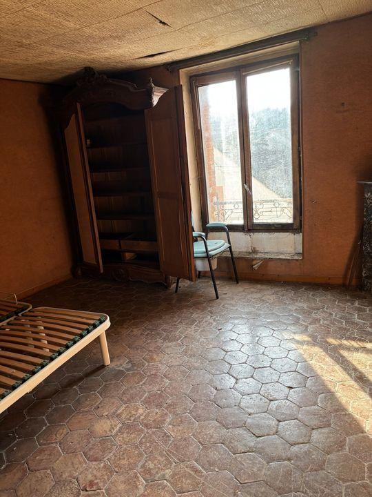 Corps de ferme - 140 m² - 9 pièces