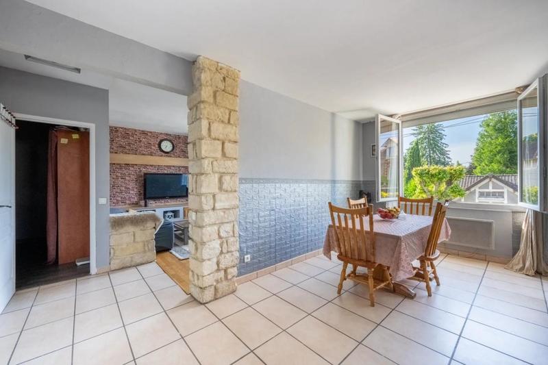 Maison - 100 m² - 6 pièces