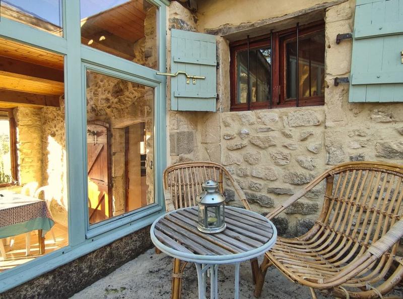 Maison en pierre - 136 m² - 8 pièces