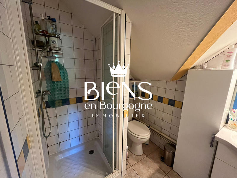 Maison - 66 m² - 5 pièces