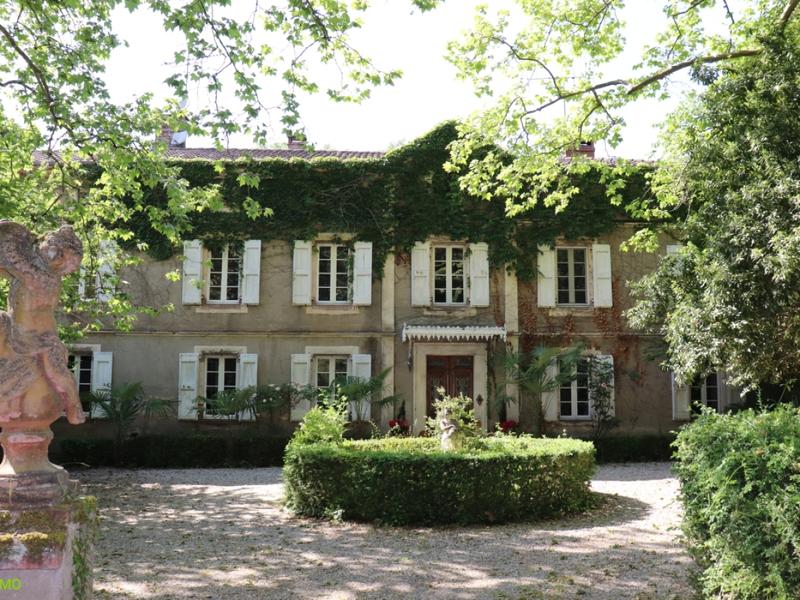 Maison de maîtres - 450 m² - 12 pièces