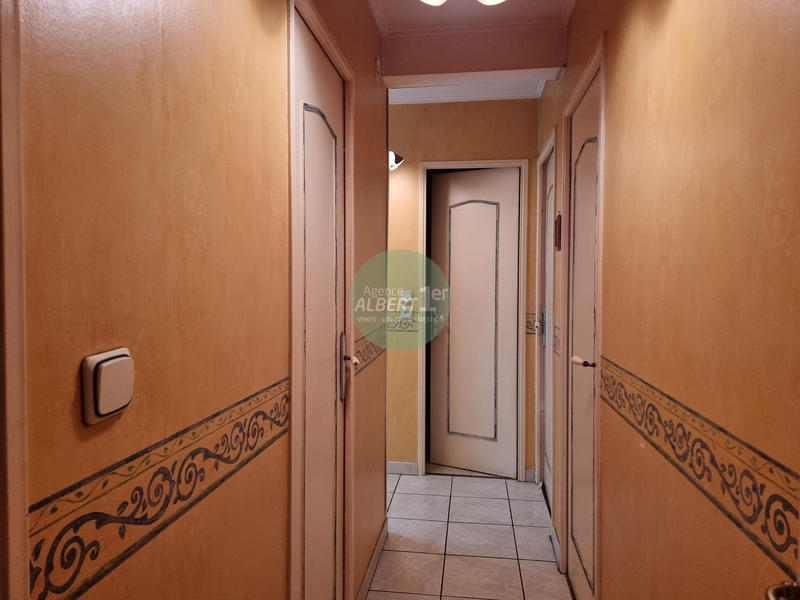 Appartement - 104 m² - 4 pièces