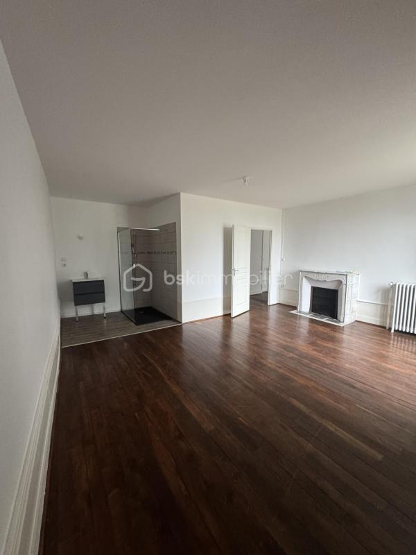 Maison ancienne - 261 m² - 10 pièces