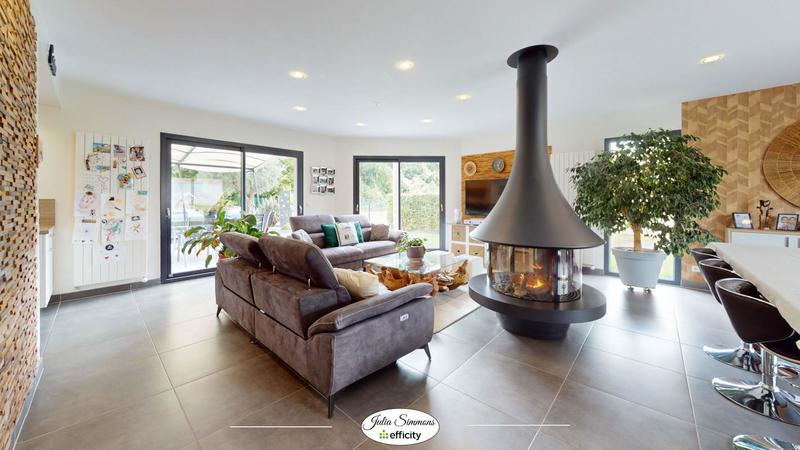 Villa - 227 m² - 8 pièces