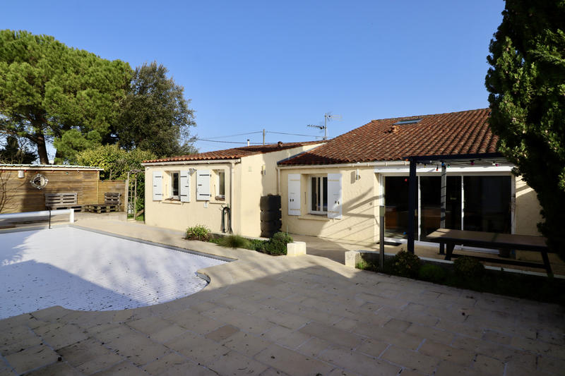 Maison - 156 m² - 8 pièces